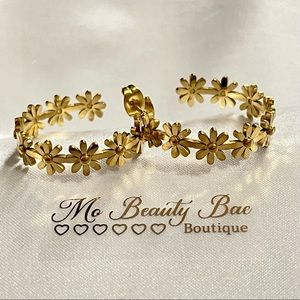 Blooming Daisy Hoops